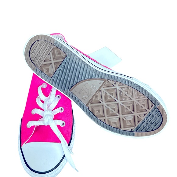 Converse Shoes for kids, Hot Pink, size 3, NWT - Picture 3 of 6